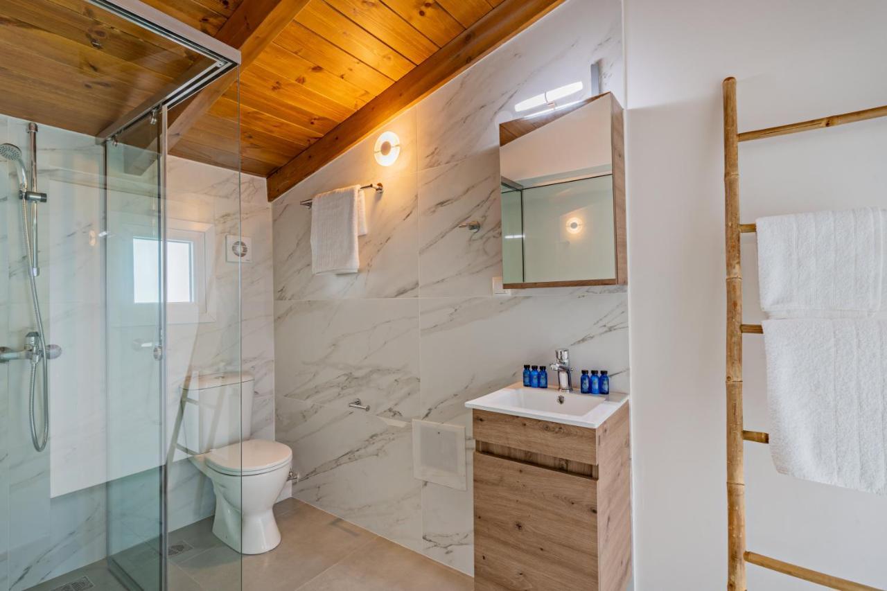Philip Seafront Suite! Panormos  Экстерьер фото
